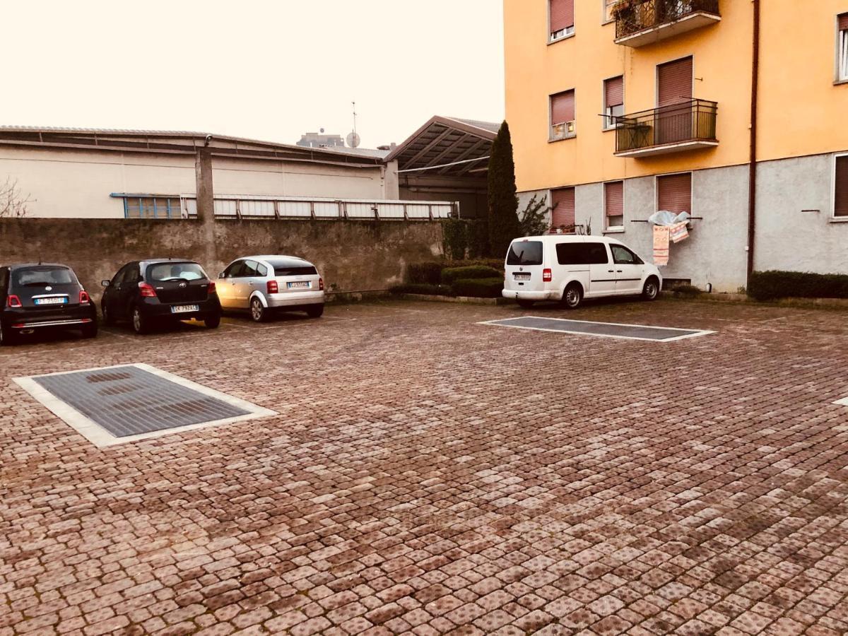 Apartament Bergamo Easy Airport Sleep&Fly Parking Zewnętrze zdjęcie