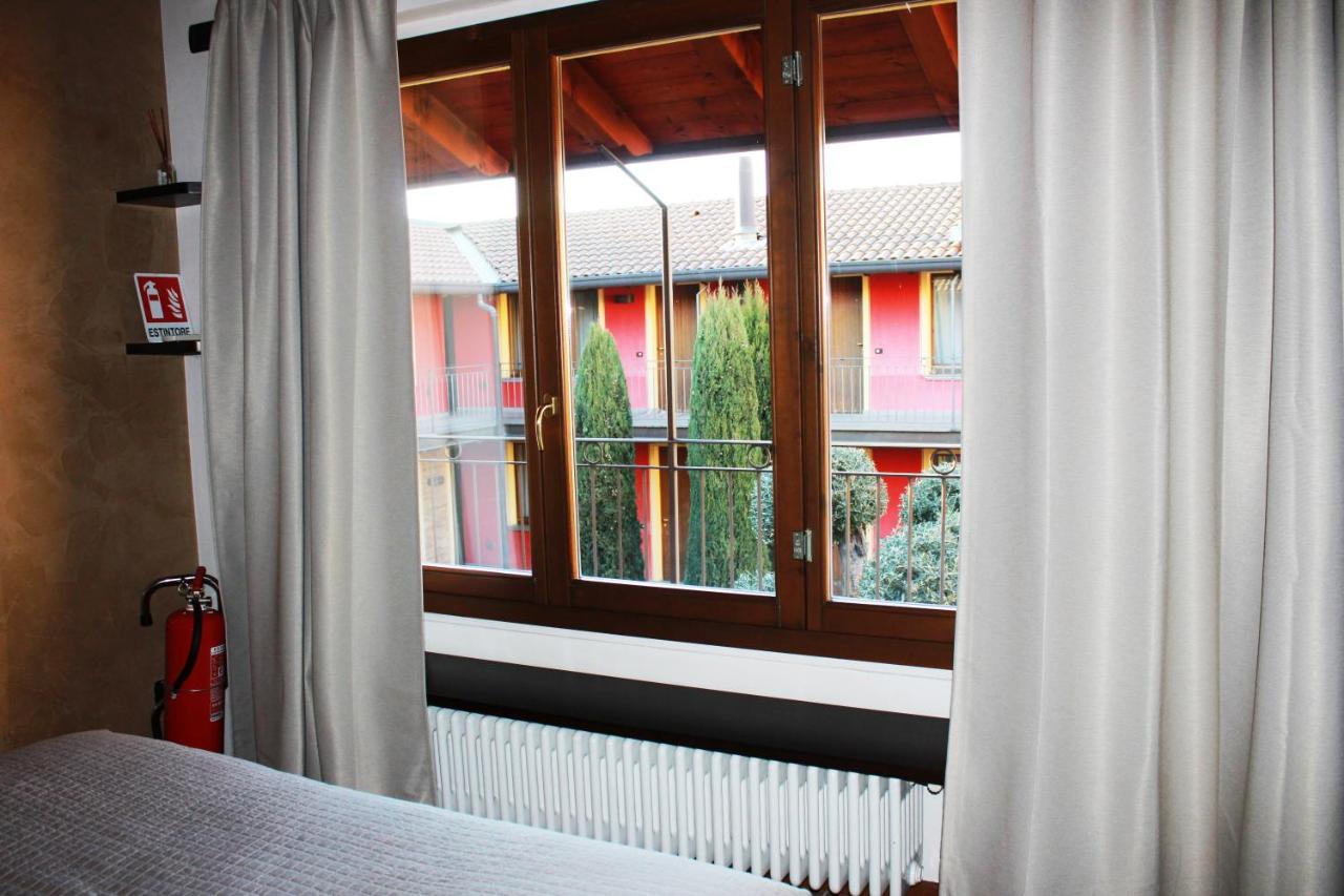 Apartament Bergamo Easy Airport Sleep&Fly Parking Zewnętrze zdjęcie
