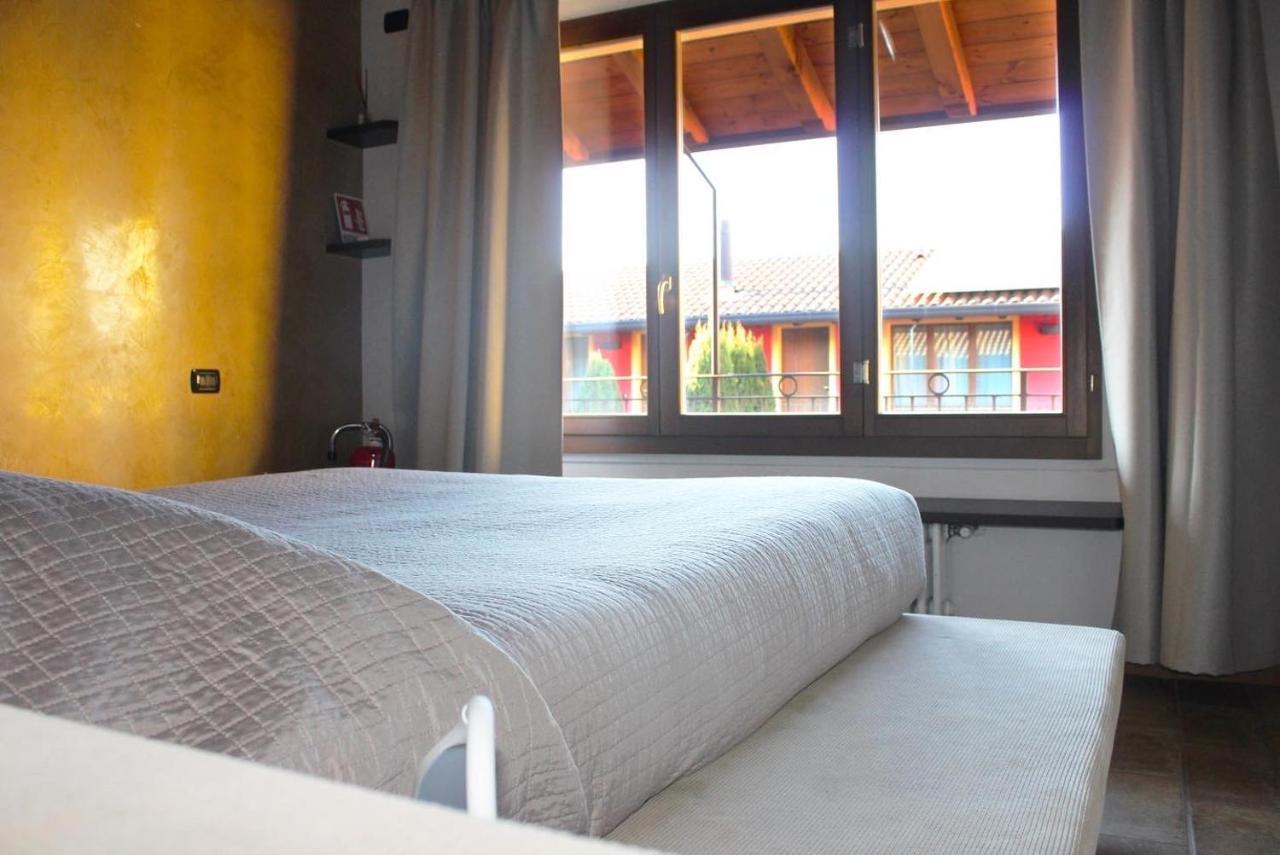Apartament Bergamo Easy Airport Sleep&Fly Parking Zewnętrze zdjęcie